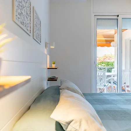 Apartment Vilamar: Apartamento Renovado Delante Del Mar