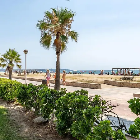 Vilamar: Apartamento Renovado Delante Del Mar