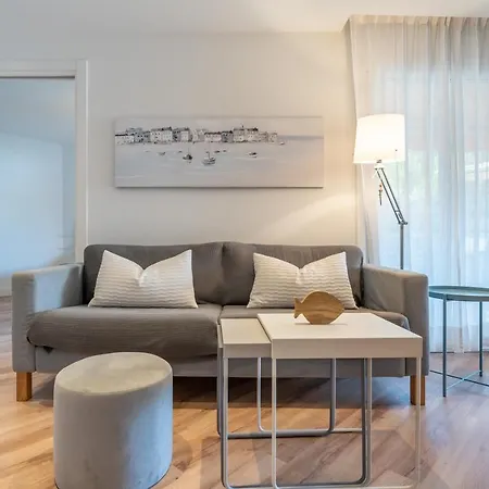 Vilamar: Apartamento Renovado Delante Del Mar