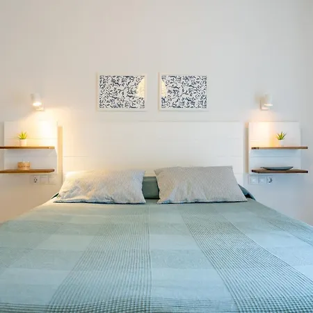 Vilamar: Apartamento Renovado Delante Del Mar * Cambrils
